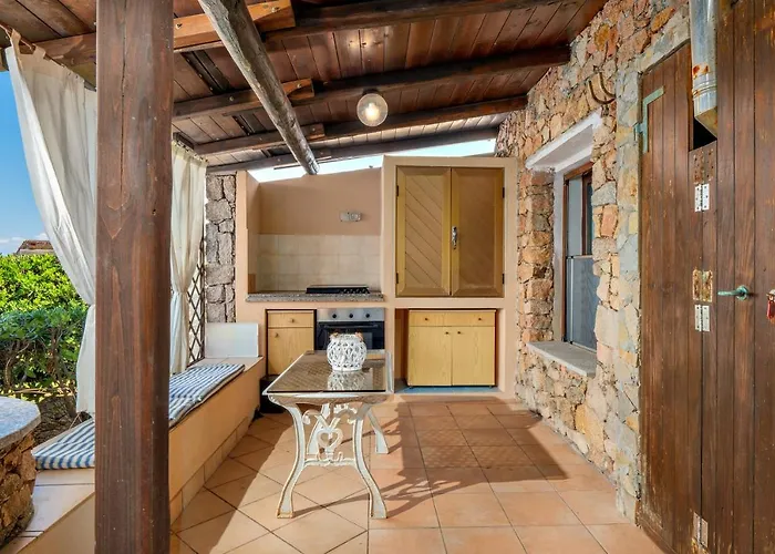 A 50 Metri Dal Mare Villa